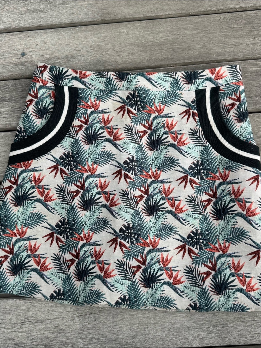 Tropical Print Mini Skirt in White with Green & Red Palm Motif